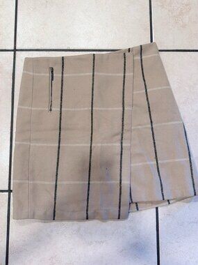 Kenar Women's Size 6 Beige Plaid Faux-Wrap Mini Skirt Side Zip Lined